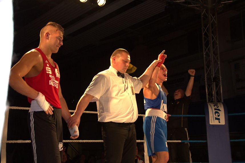 Boxnacht in der Ballspielhalle in Nordhausen