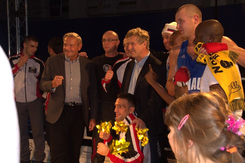 Boxnacht in der Ballspielhalle in Nordhausen