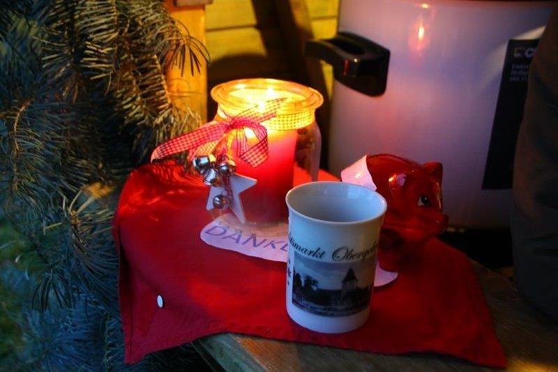 Weihnachtsmarkt in Obergebra bei Blitz und Donner