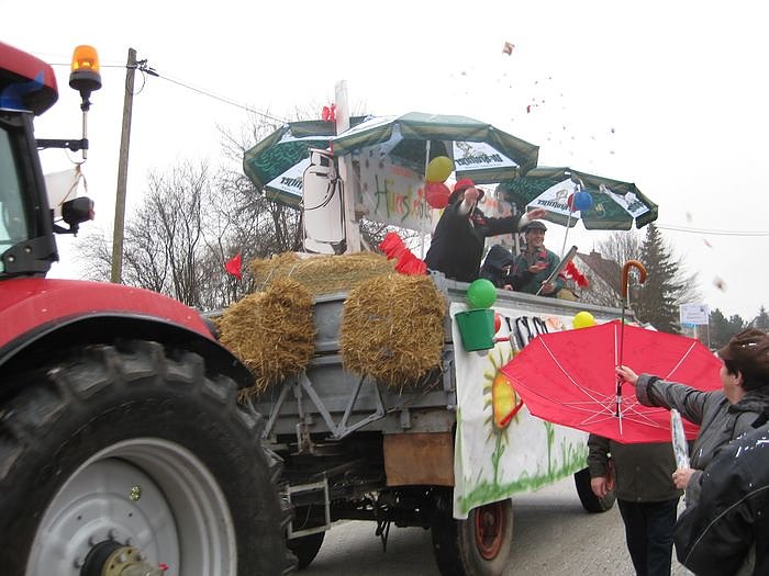 Umzug zum Jubil&auml;um