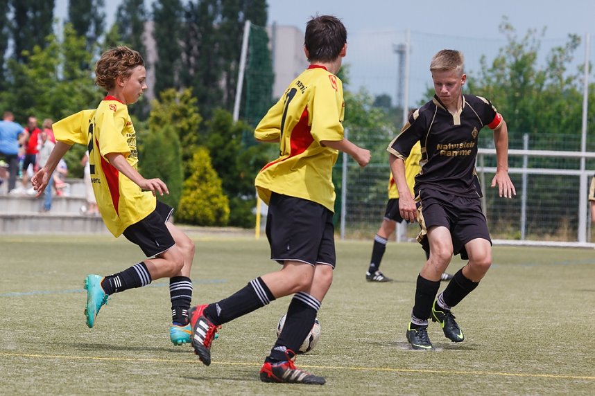 Zum dritten Harzer Kinderkrebs Pokal treten Mannschaften aus dem ganzen Harzraum an, um die Arbeit der Kinderkrebshilfe zu unterst&uuml;tzen