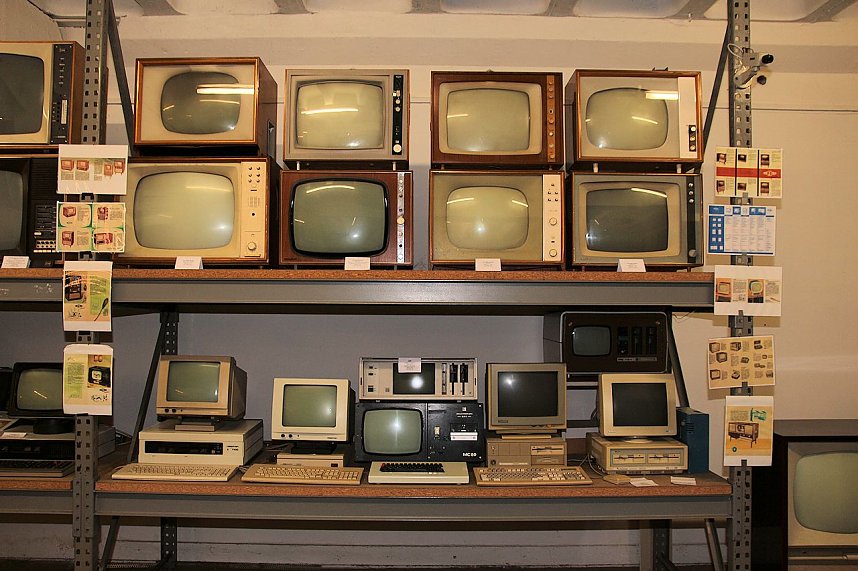 Besuch im Museumskeller