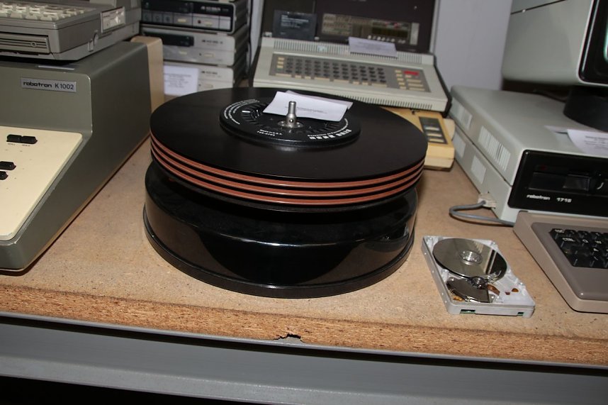 Besuch im Museumskeller