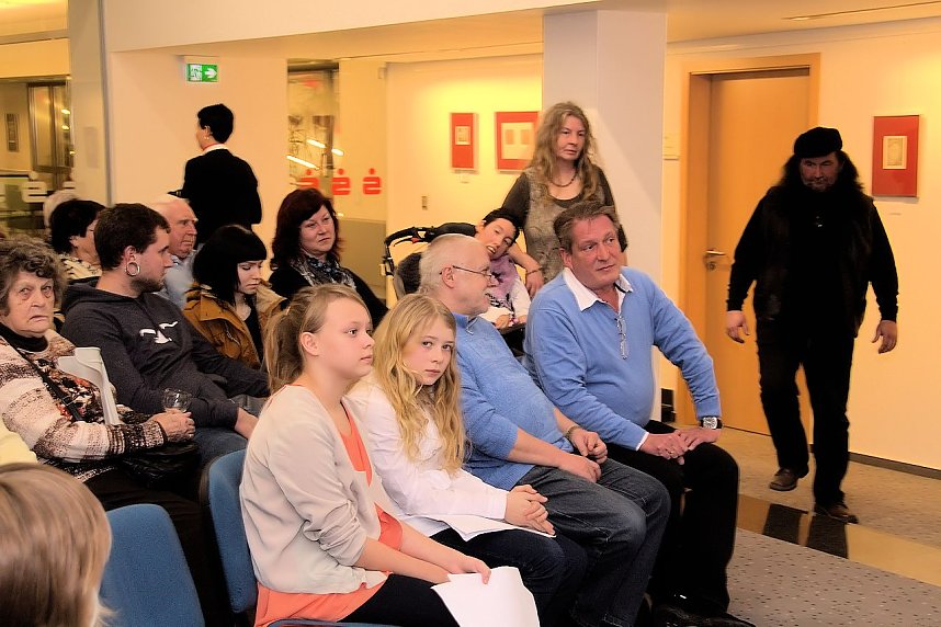 Ausstellung er&ouml;ffnet