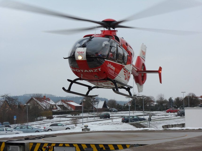 Besuch bei hauptamtlichen Rettern