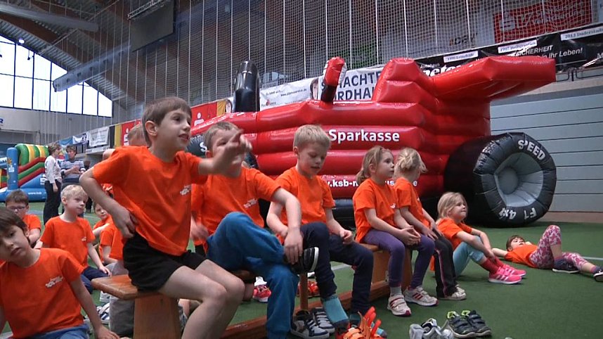 Kindergartensporttag in der Nordh&auml;user Wiedigsburghalle