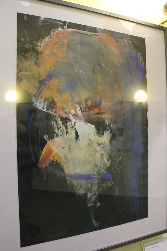 "Zitronenblau" - seit heute ist die neue Ausstellung der Jugendkunstschule Nordhausen im Landratsamt zu sehen