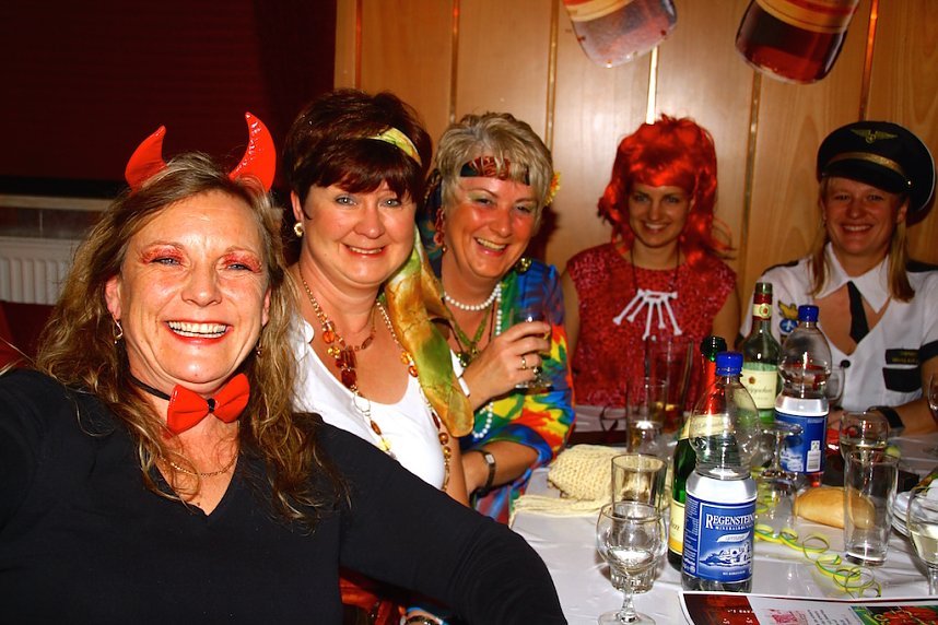 M&auml;nnerballett on Tour