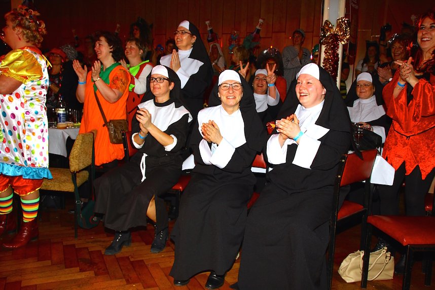 M&auml;nnerballett on Tour