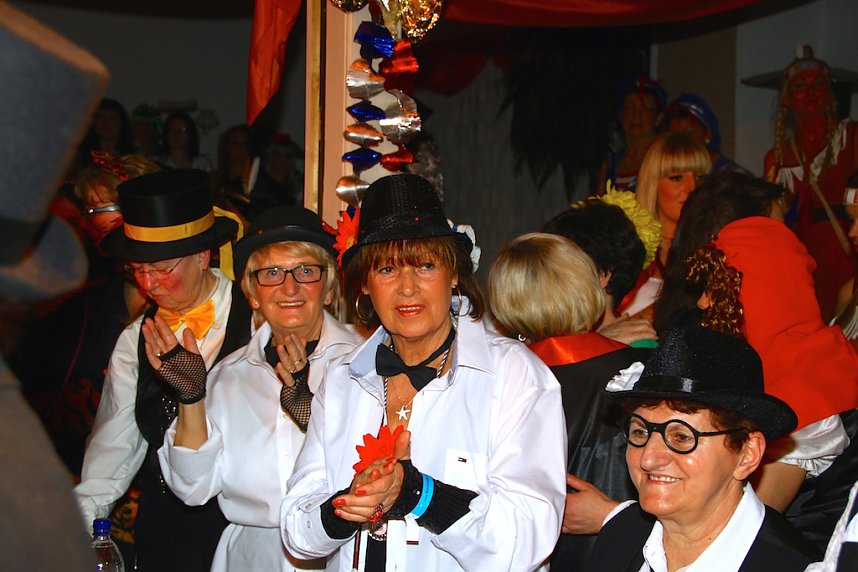 M&auml;nnerballett on Tour