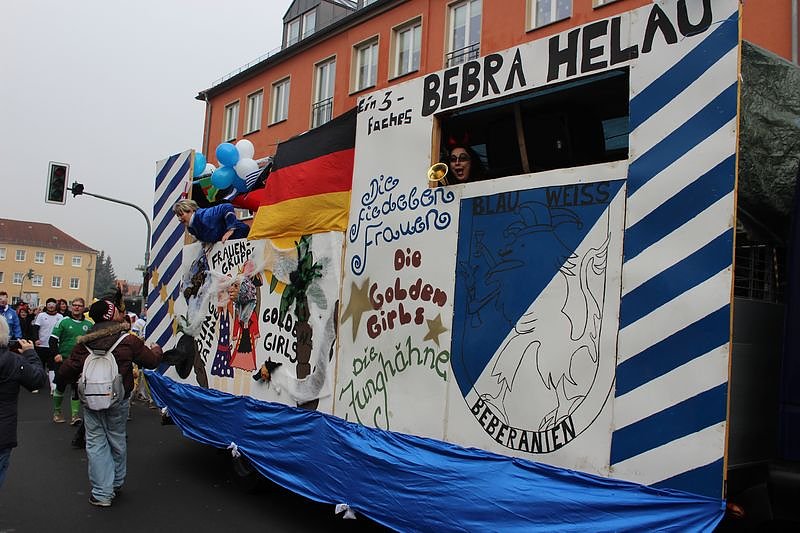 N&auml;rrinnen und Narren zogen durch Sondershausen (1)