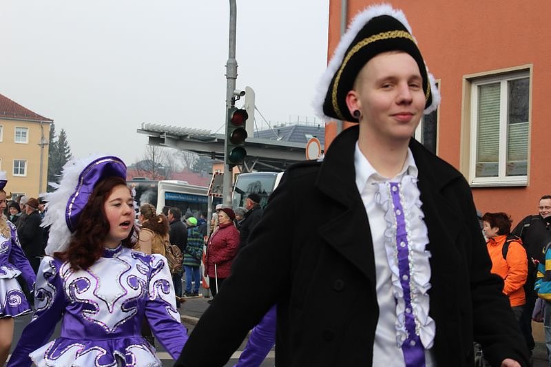 N&auml;rrinnen und Narren zogen durch Sondershausen (1)