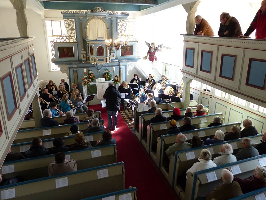 Mit Andacht und Konzert gefeiert