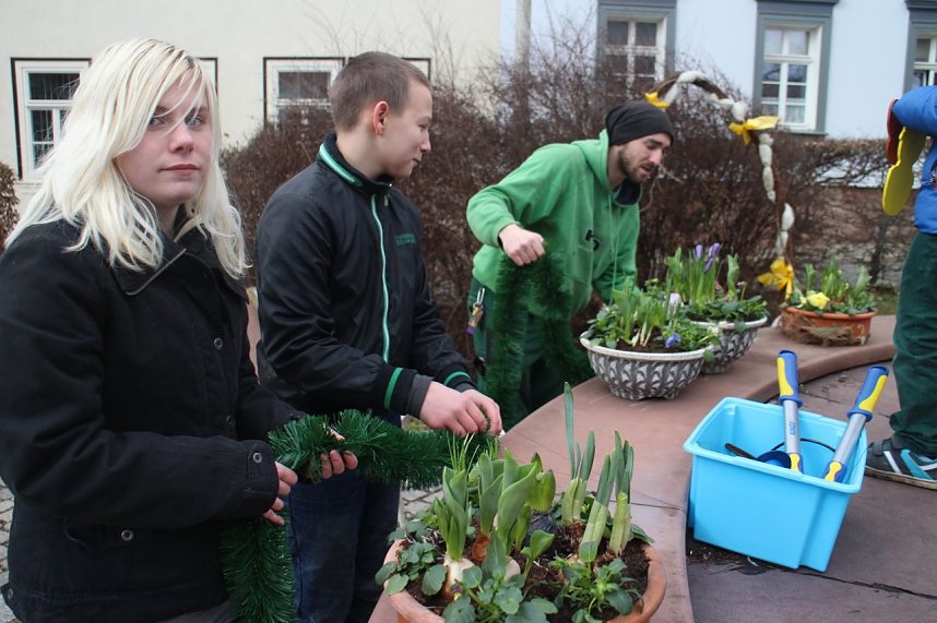 Der erste Brunnen ist geschm&uuml;ckt - das Nordh&auml;user Meerpferdchen verzierten die Sch&uuml;lerinnen und Sch&uuml;ler des F&ouml;rderzentrums Pestalozzi
