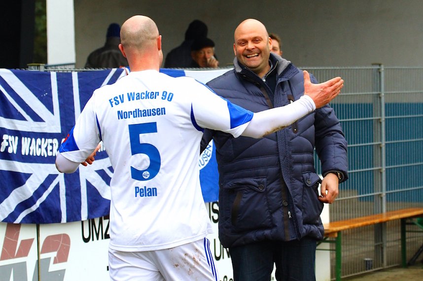 3:0 gewinnt Wacker gegen Auerbach