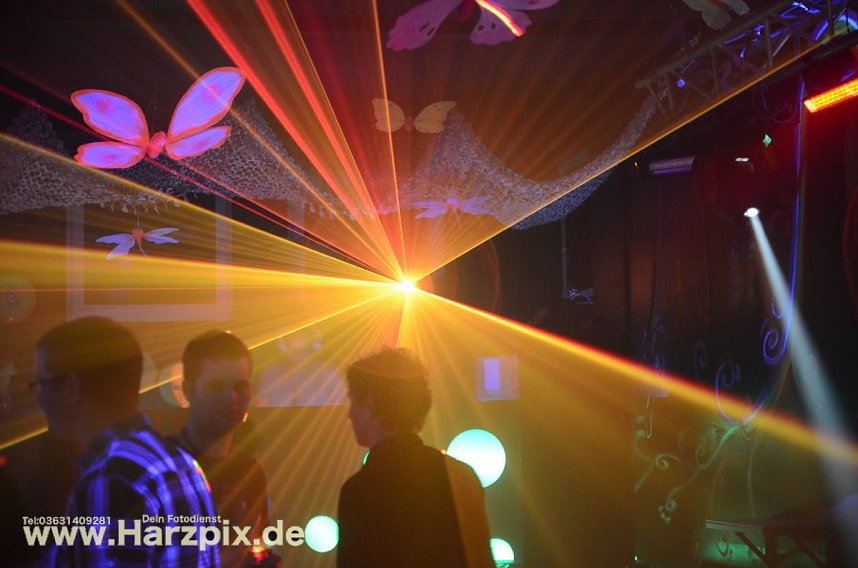 Houseverliebt im Club Buddha