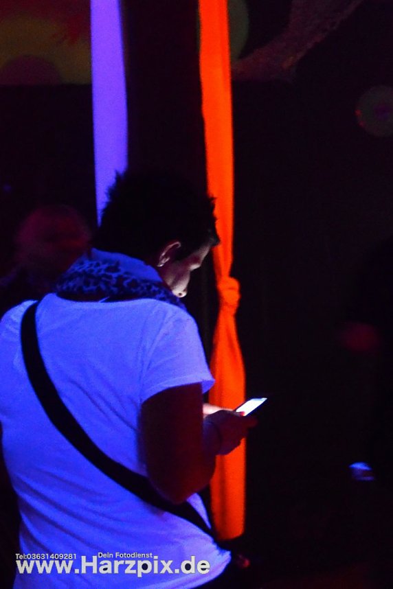 Houseverliebt im Club Buddha