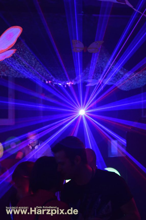 Houseverliebt im Club Buddha