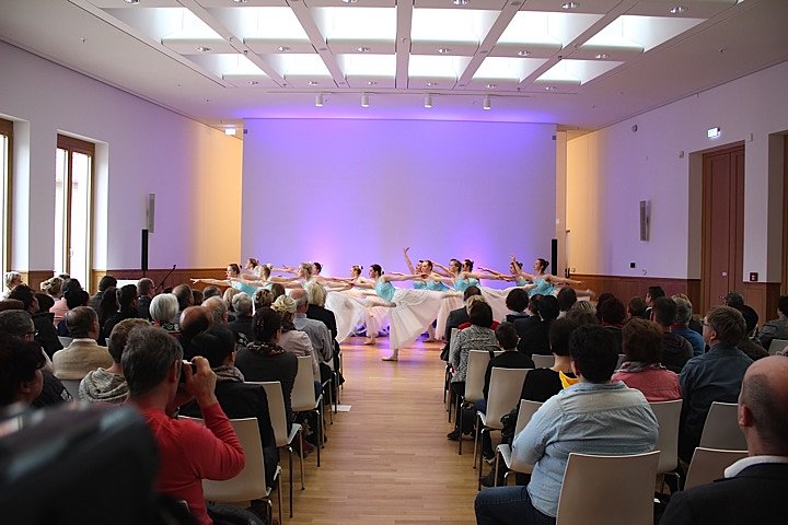 Zwei Jahrzehnte Tanzstudio Radeva