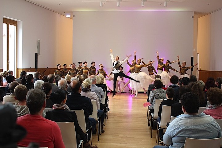 Zwei Jahrzehnte Tanzstudio Radeva