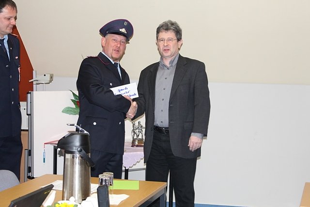 Die Feuerwehr Neustadt-Osterode blickte zur&uuml;ck auf das vergangene Jahr und ehrte verdienstvolle Mitglieder