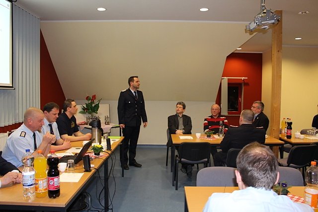 Die Feuerwehr Neustadt-Osterode blickte zur&uuml;ck auf das vergangene Jahr und ehrte verdienstvolle Mitglieder