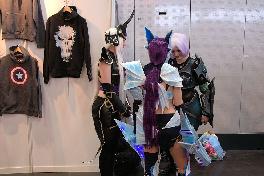 Auf der Manga-Convention der Leipziger Buchmesse versammelten sich die deutschen "Kost&uuml;mspieler", Mangafreunde und Comicfans