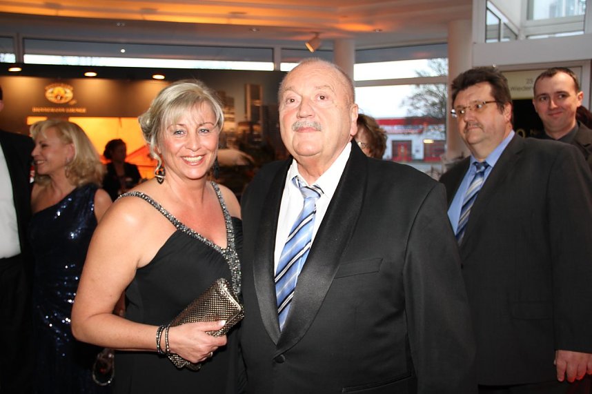 Jubil&auml;ums-Ball gefeiert