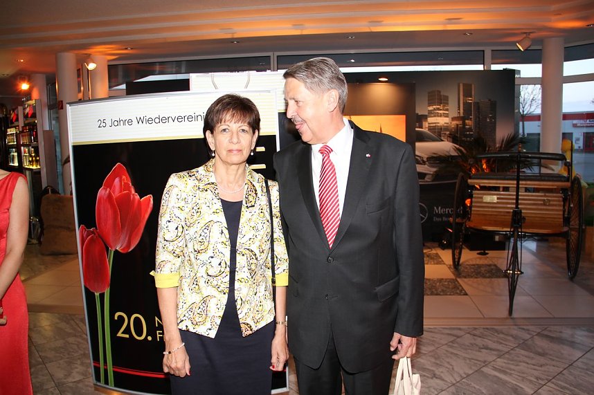 Jubil&auml;ums-Ball gefeiert