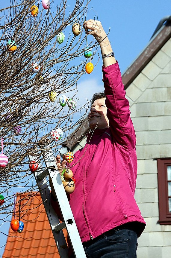 Ostereierallee in Obergebra