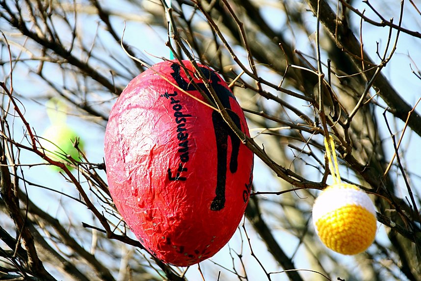 Ostereierallee in Obergebra