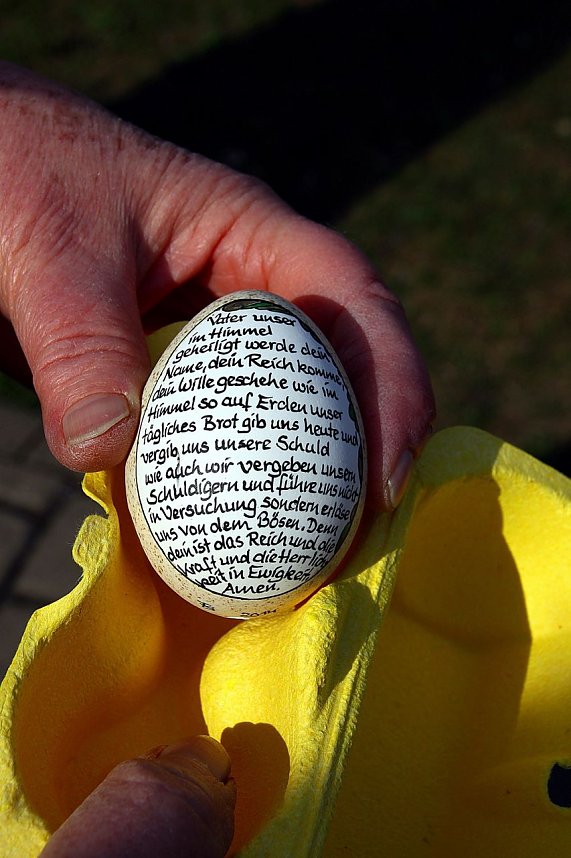 Ostereierallee in Obergebra