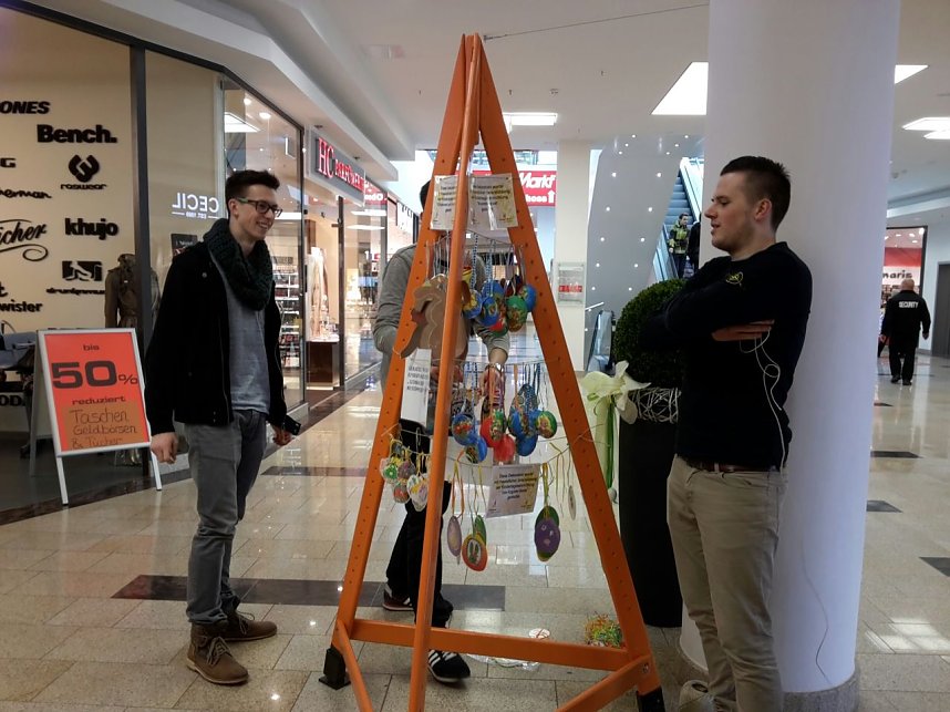 Osterschmuck in der Markt-Passage
