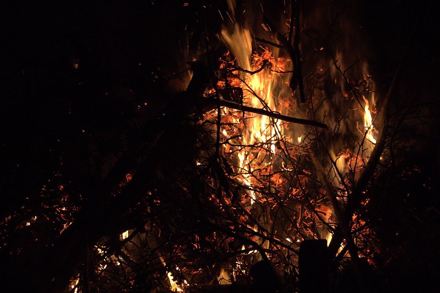 Osterfeuer in Nordhausen Nord