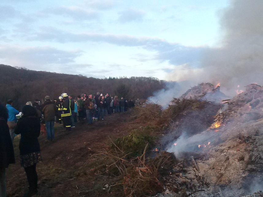 Osterfeuer in Neustadt