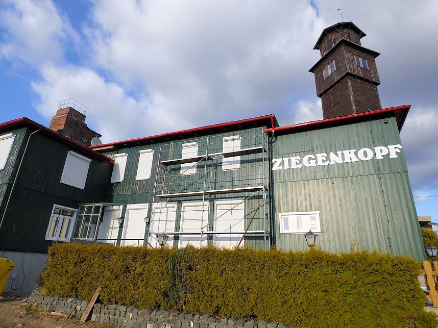 Doppeltes Pech beim Ziegenkopf