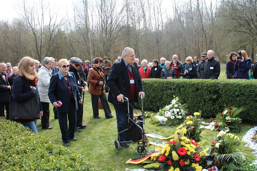 Gedenken zum 70. Jahrestag der Befreiung des Au&szlig;enlagers Ellrich-Julius H&uuml;tte