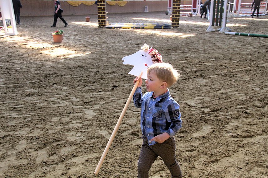 5. Hoffest und Reitturnier in Wollersleben