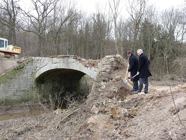 Spatenstich Br&uuml;cke