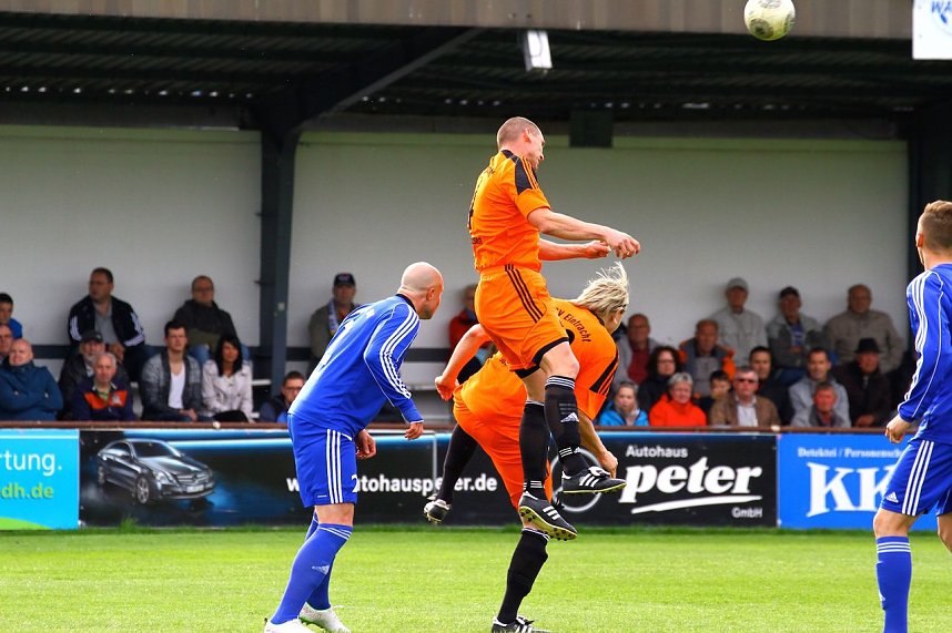 Wackers Reserve schl&auml;gt die Eintracht mit 2:0