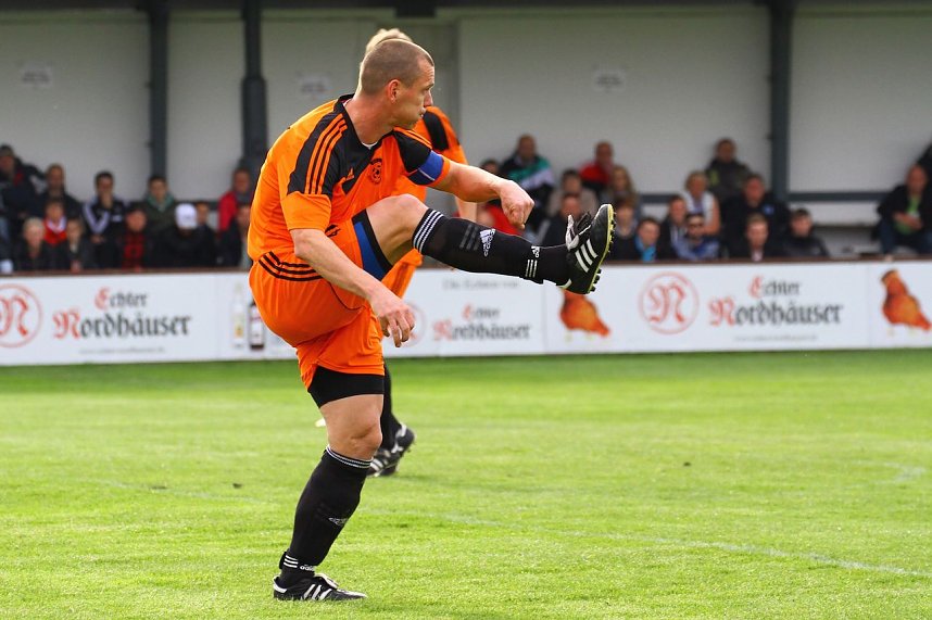 Wackers Reserve schl&auml;gt die Eintracht mit 2:0