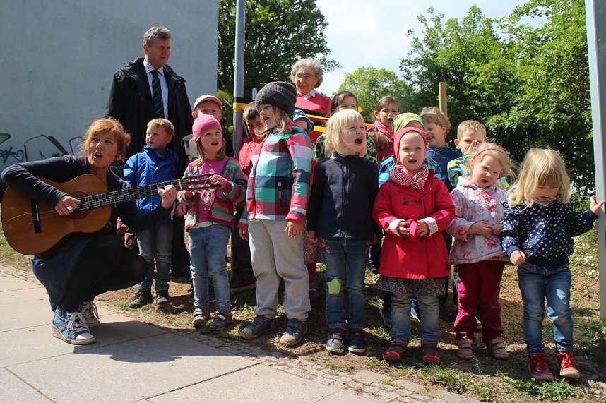Neuer Kletterbaum in Nordh&auml;user Altstadt freigegeben