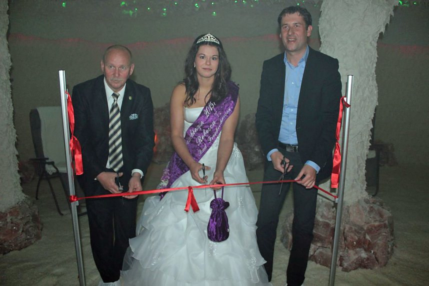 Die besondere Totes-Meer-Salzgrotte