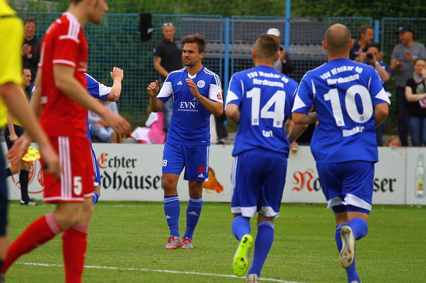 Wacker besiegt Germania mit 2:0