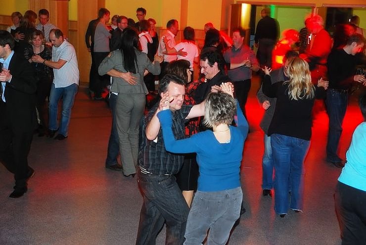 Tanzabend im Jugendclubhaus