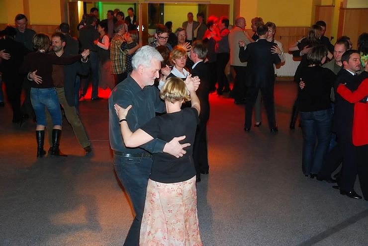 Tanzabend im Jugendclubhaus