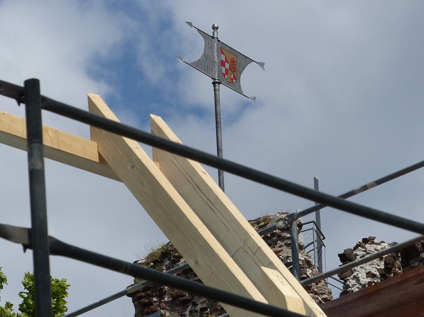 Richtfest f&uuml;r neuen Festsaal am Burggsathof