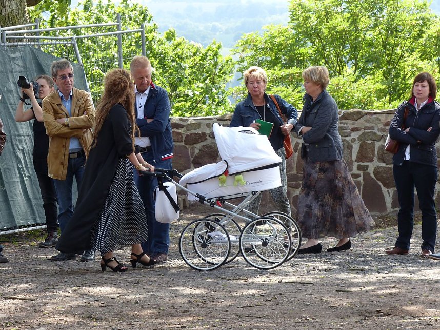 Richtfest f&uuml;r neuen Festsaal am Burggsathof