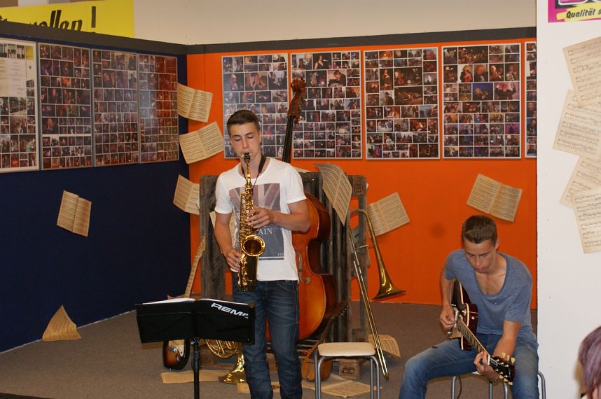 Ausstellung musikalisch er&ouml;ffnet