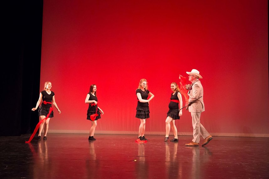 Tanzschule Taimba feierte ihr 10-j&auml;hriges Bestehen im Theater Nordhausen